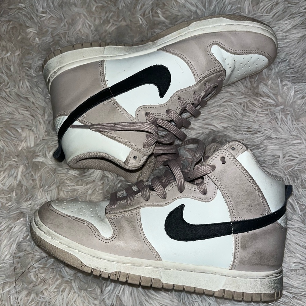 Nike High-Top Sneakers in Taupe and White
